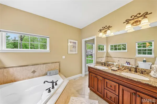 $775,000 | 4159 Monke Avenue, Litchfield, IL 62056