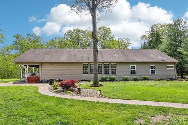 $775,000 | 4159 Monke Avenue, Litchfield, IL 62056
