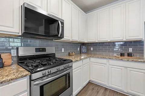 $550,000 | 10504 Beard Avenue, Austin, TX 78748