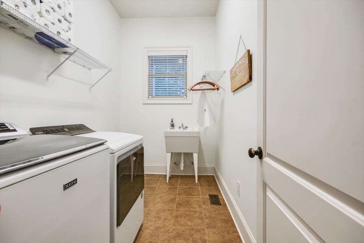 420 Inverness Way Easley, SC 29642 - Photo 33 of 36 Gallery Image 33