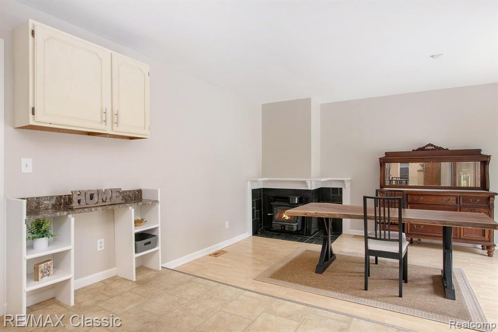 42230 Park Ridge Road Novi, MI 48375 - Photo 16 of 30