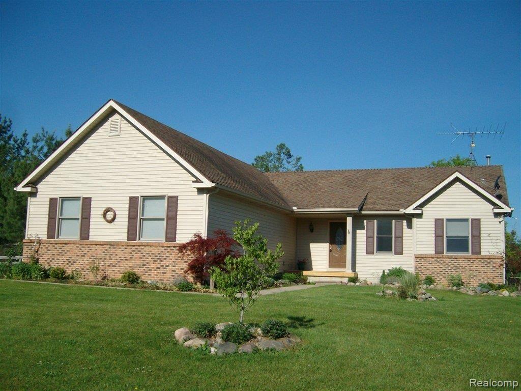 18586 Tipsico Lake Road Fenton, MI 48430 - Photo 1 of 23 CUSTOM RANCH/ 4 ACRES