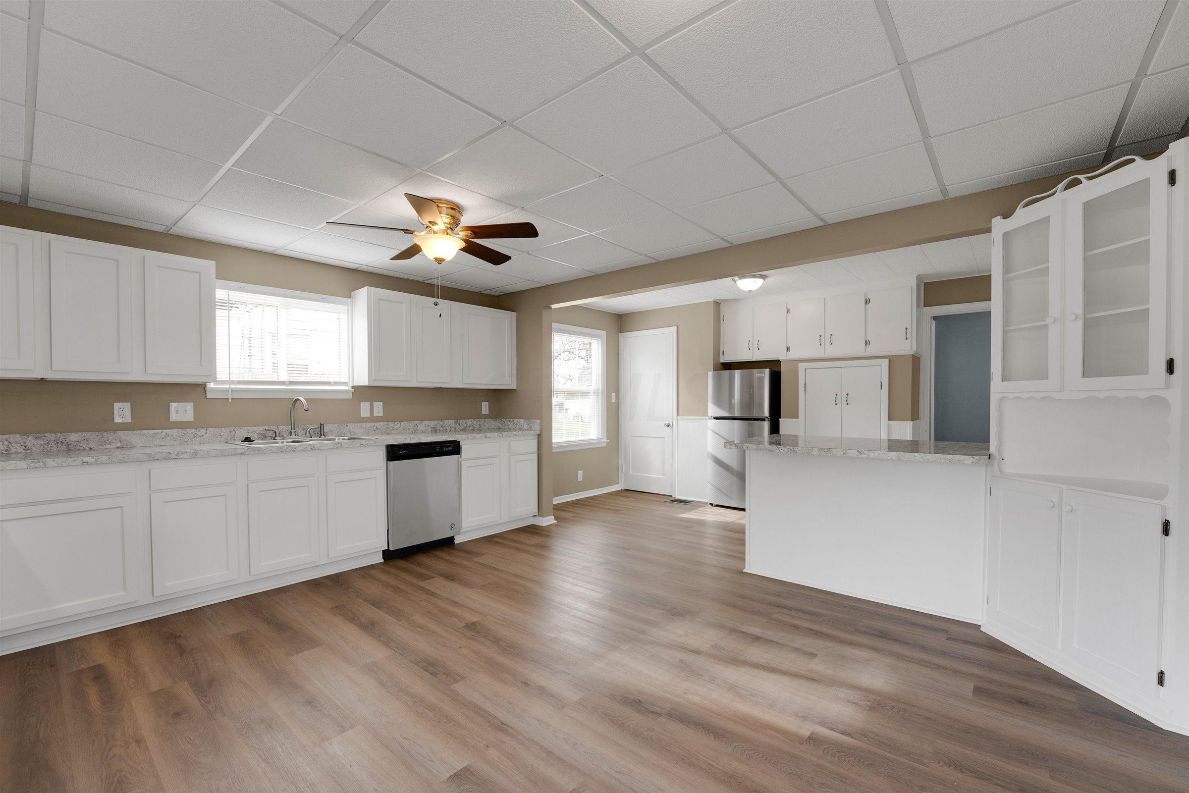 568 Edgemont Road Newark, OH 43055 - Photo 17 of 37