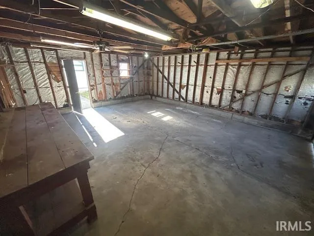 $59,900 | 64 East Washington Avenue, Peru, IN 46970