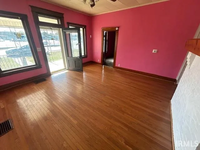 $59,900 | 64 East Washington Avenue, Peru, IN 46970