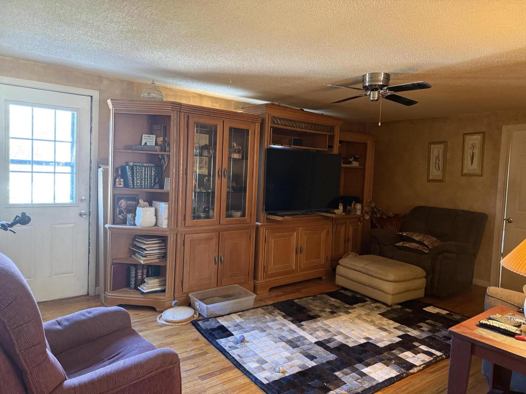 6535 South 375 West North Judson, IN 46366 - Photo 4 of 14 2000x1500