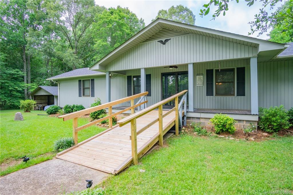 726 Kelly Road York, SC 29745 - Photo 2 of 31 a front view of a house with yard