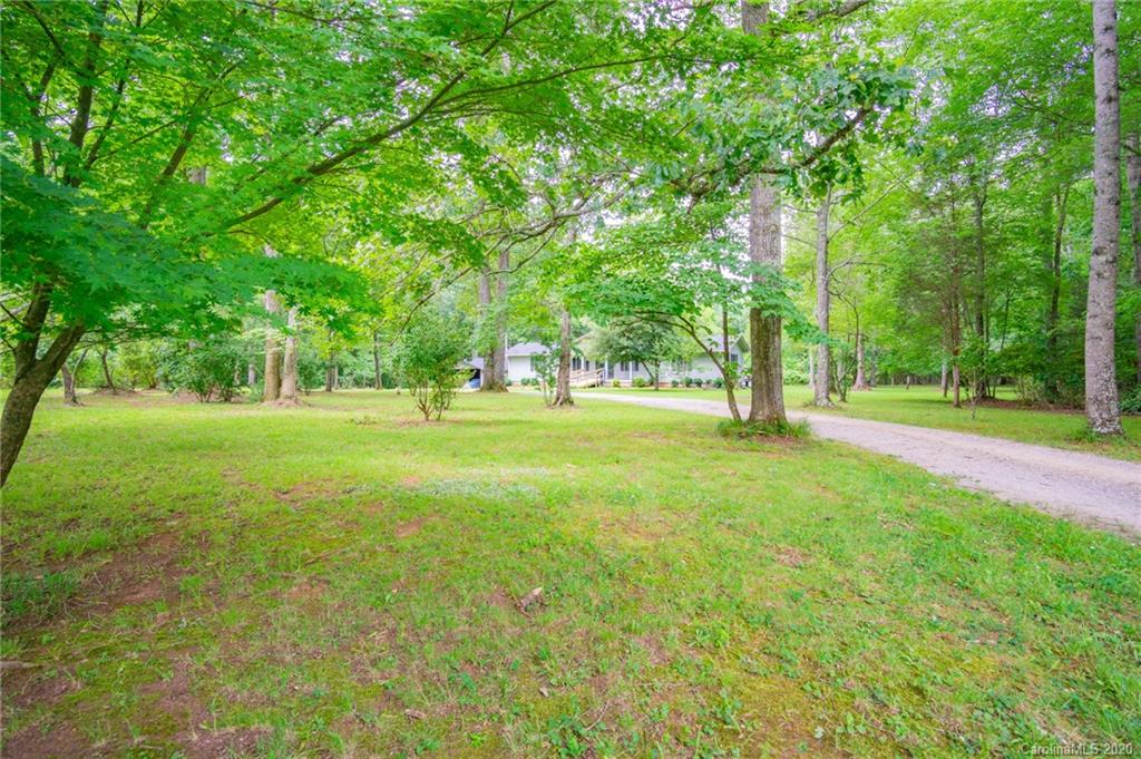 726 Kelly Road York, SC 29745 - Photo 3 of 31 a huge green field with lots of trees