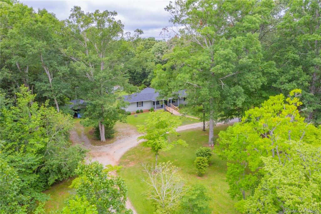 726 Kelly Road York, SC 29745 - Photo 27 of 31 a view of a back yard