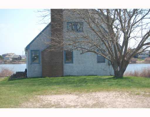 139 Prospect Road South Kingstown, RI 02879 - Photo 4 of 12 Yard/Garden.