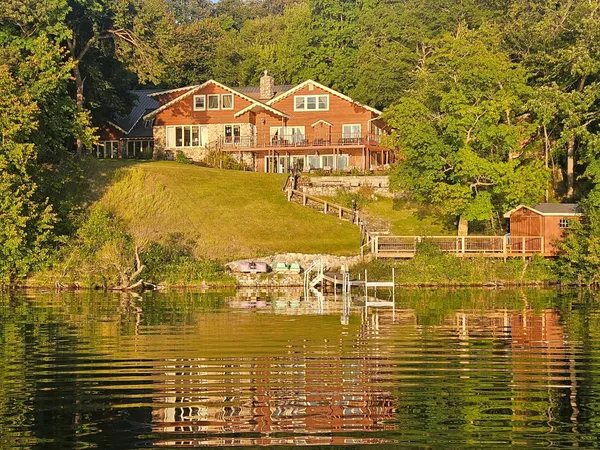 $1,250,000 | 51097 East Wymer Lake Road, Frazee, MN 56544