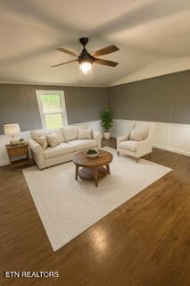2242 Davis Ferry Road Loudon, TN 37774 - Photo 4 of 21 image0 (2Living Room)