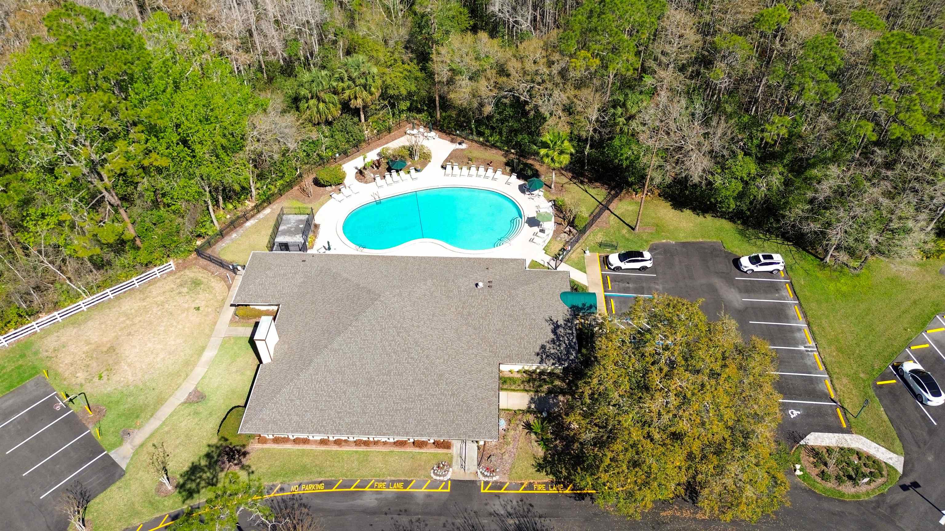 74 Wrendale Loop Ormond Beach, FL 32174 - Photo 52 of 59 Bird's eye view of a pool