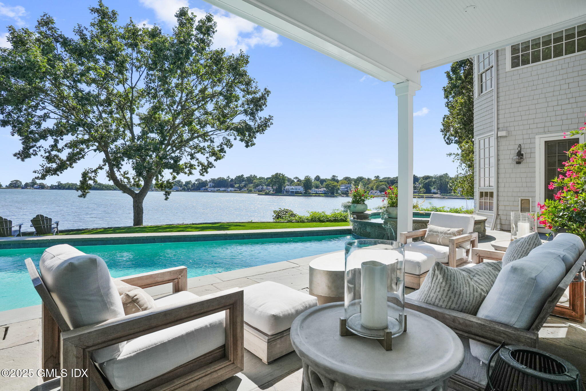 19 Weeds Landing Darien, CT 06820 - Photo 4 of 98 covered patio