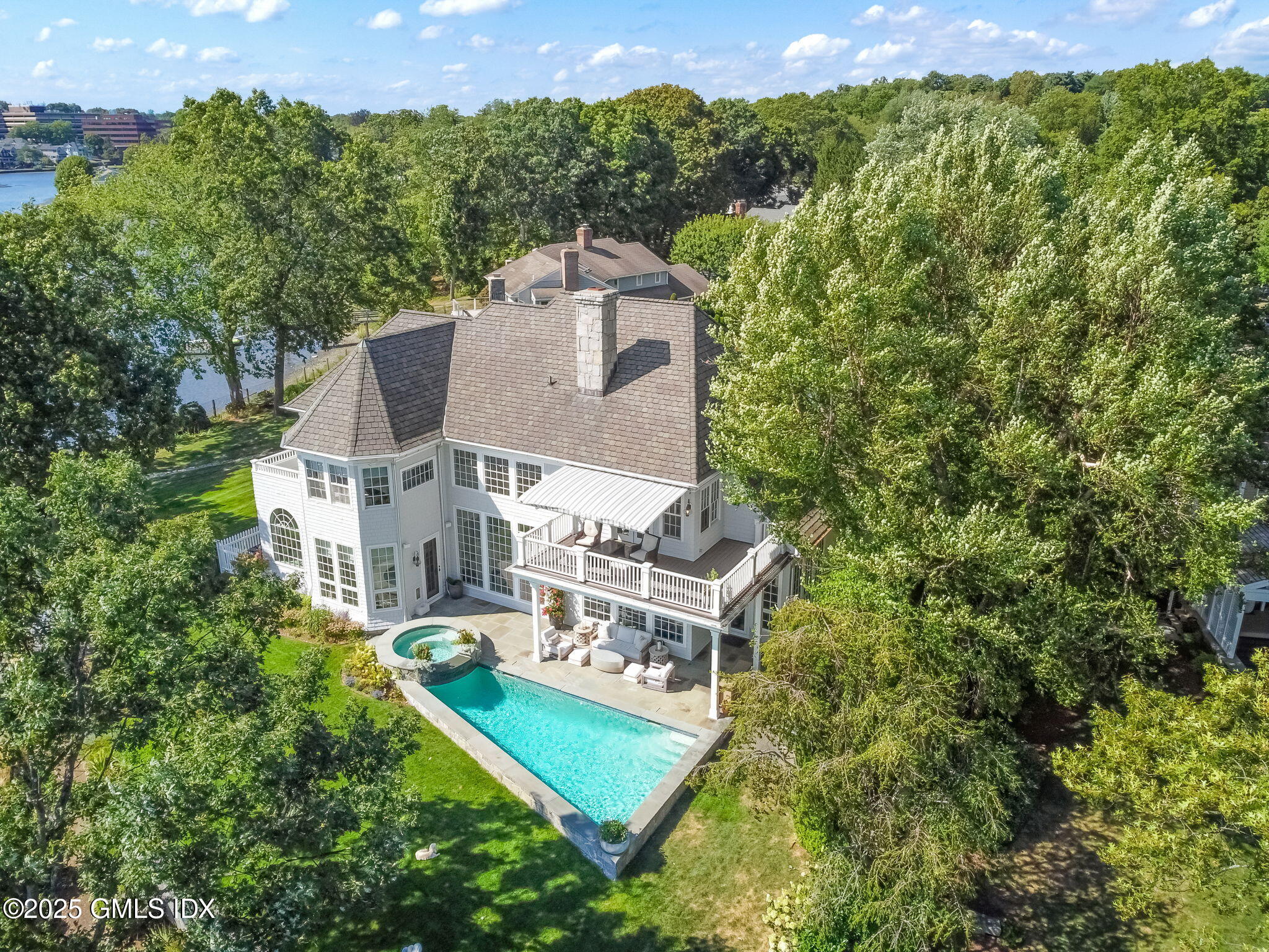 19 Weeds Landing Darien, CT 06820 - Photo 7 of 98 front