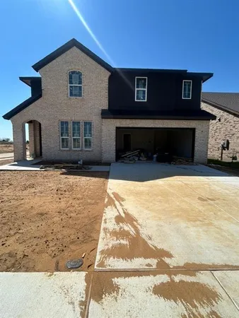 $457,325 | 3530 Helena Street, Gainesville, TX 76240