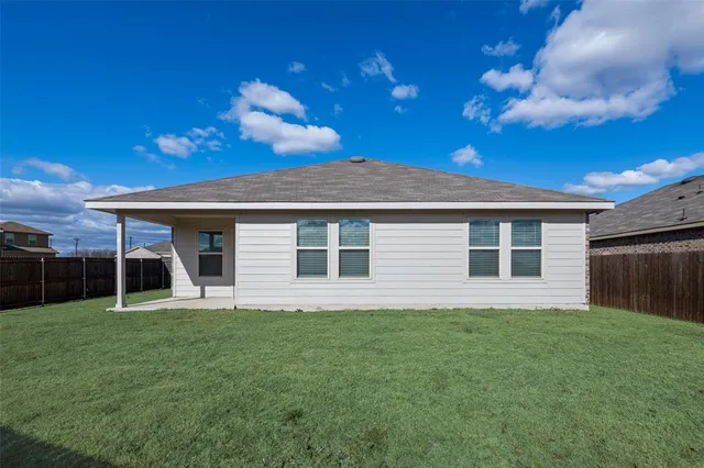 $2,200 | 1208 Fieldstone Court, Royse City, TX 75189