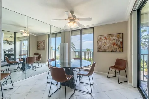 $1,299,000 | 10475 Gulf Shore Drive, Unit 122, Naples, FL 34108