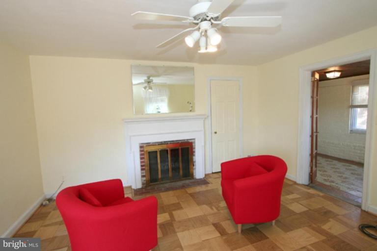 1615 North Springwood Drive Silver Spring, MD 20910 - Photo 14 of 23 Living Room #2