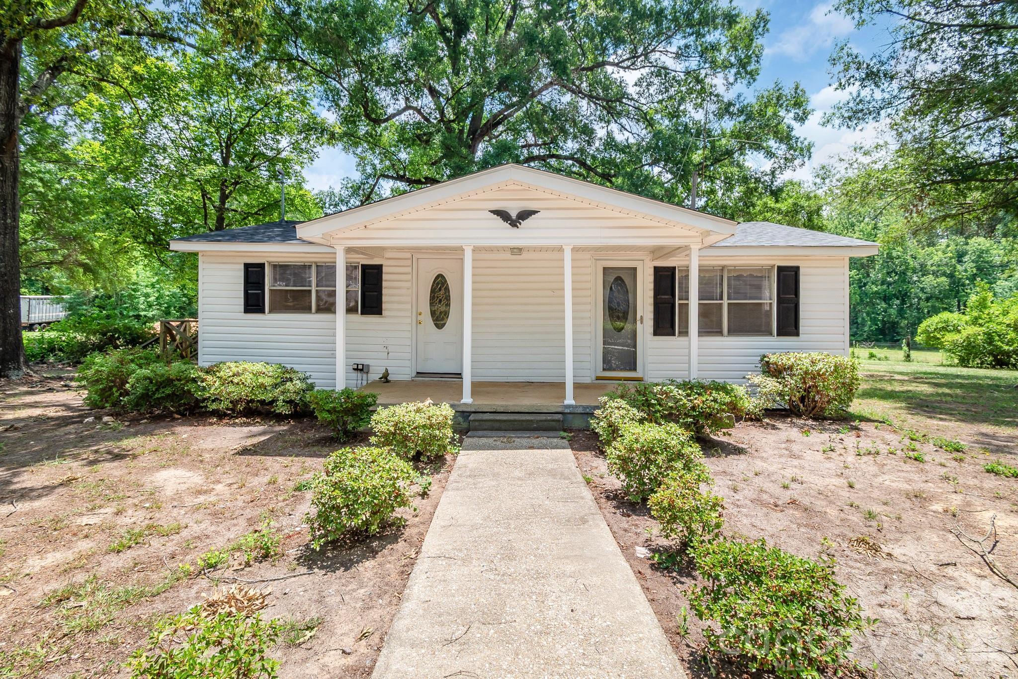 197 Faulkenberry Road Pageland, SC 29728 - Photo 4 of 48 Gallery Image 4