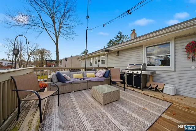 $849,000 | 330 Congers Avenue, Northvale, NJ 07647