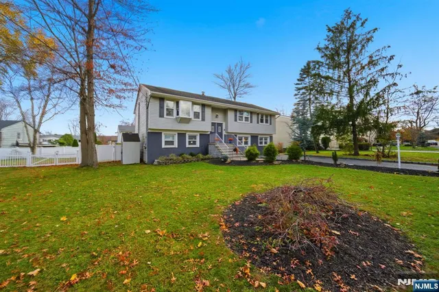 $849,000 | 330 Congers Avenue, Northvale, NJ 07647