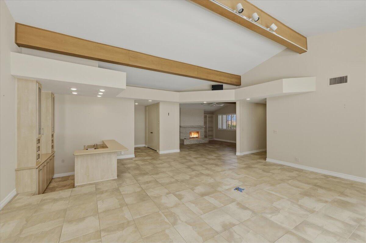 72795 Somera Road Palm Desert, CA 92260 - Photo 12 of 47 19-Living Room