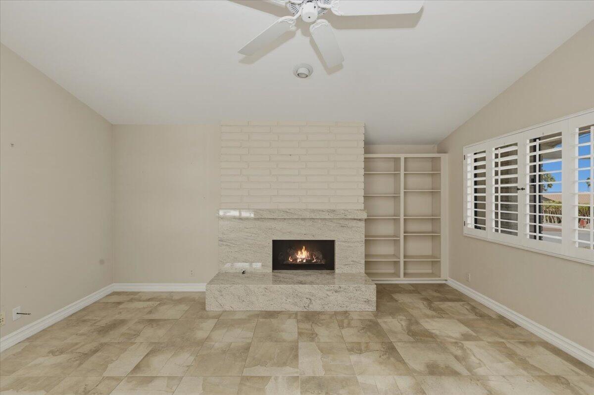 72795 Somera Road Palm Desert, CA 92260 - Photo 14 of 47 23-Family Room