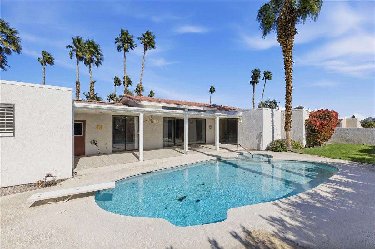 72795 Somera Road Palm Desert, CA 92260 - Photo 35 of 47 45-Back View