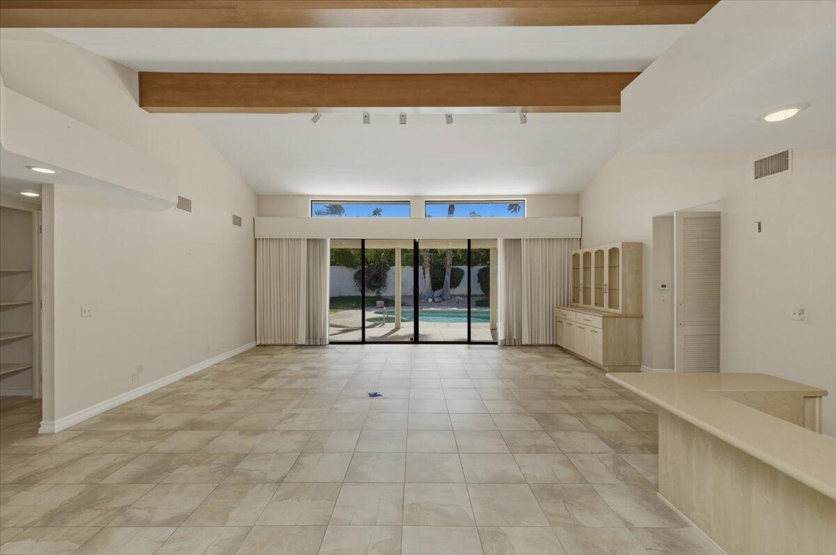 72795 Somera Road Palm Desert, CA 92260 - Photo 9 of 47 15-Living Room