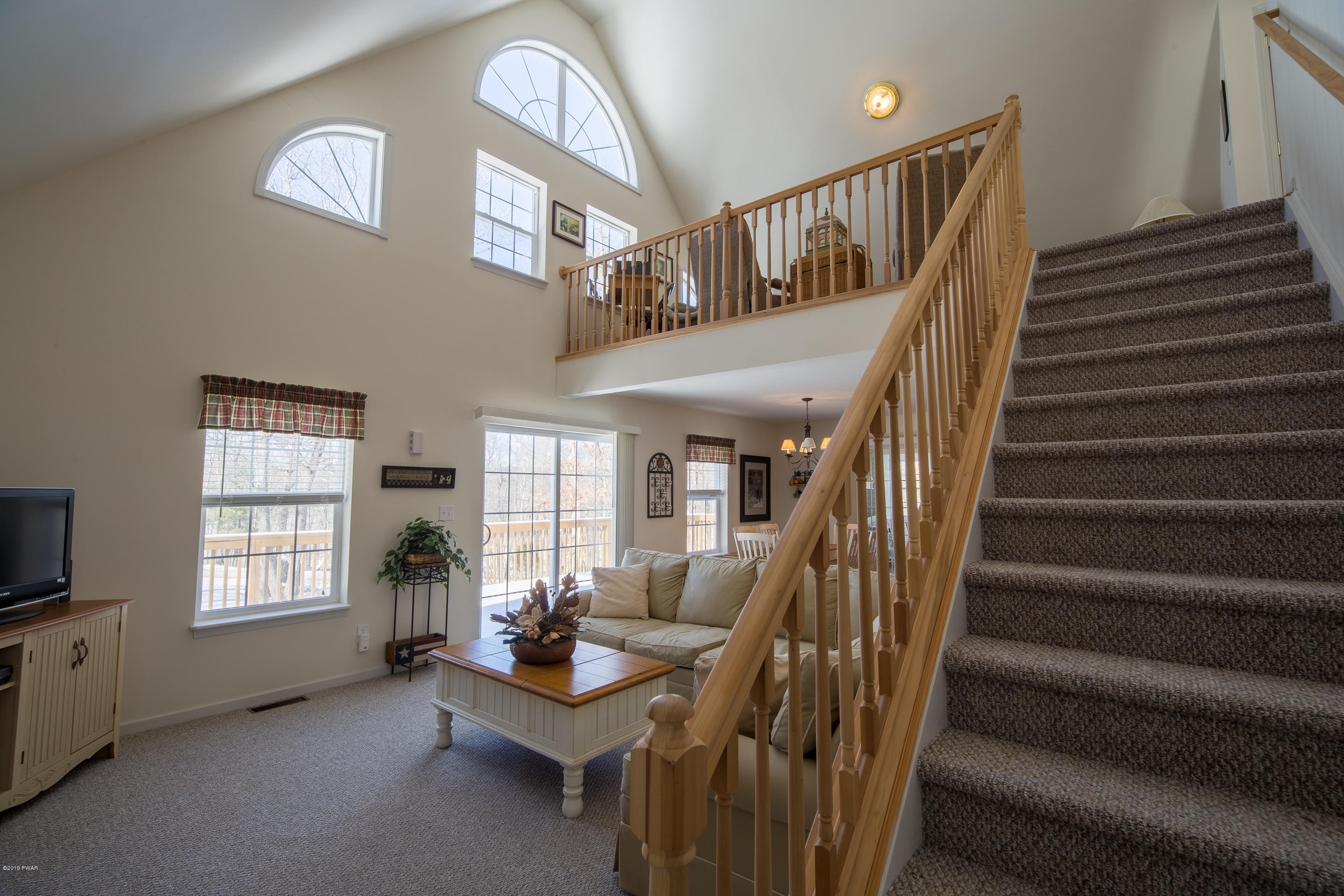 319 Lakeview Road Lackawaxen, PA 18435 - Photo 11 of 42 Loft View