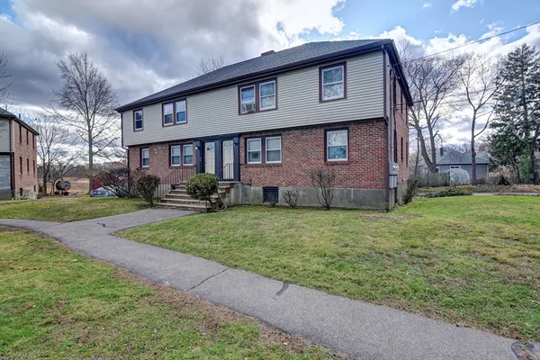 $2,450 | 23 Langley Circle, Unit 2, Quincy, MA 02170