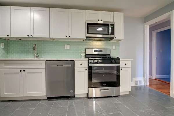 $2,450 | 23 Langley Circle, Unit 2, Quincy, MA 02170