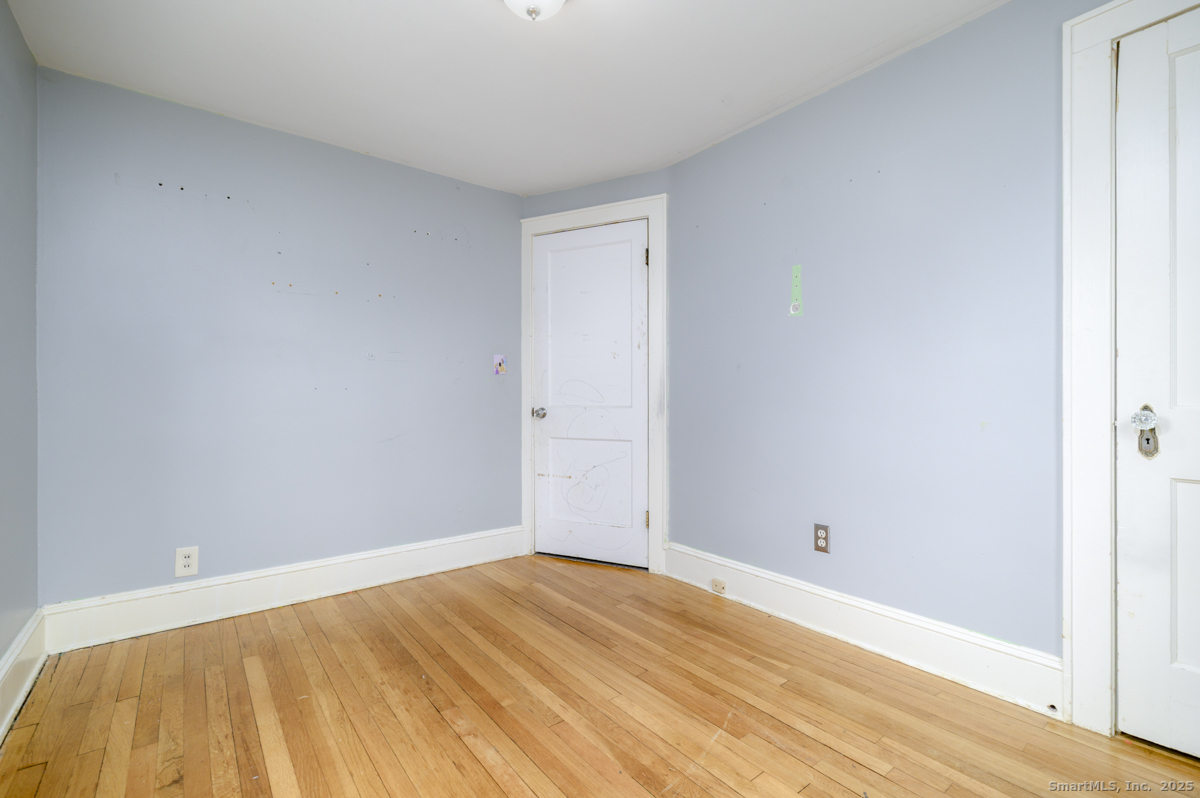 279 Knapps Highway Fairfield, CT 06825 - Photo 11 of 24 a view of empty room