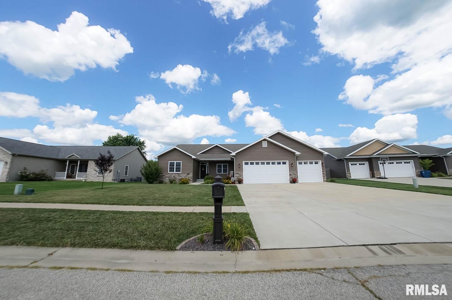 530 Waterwheel Drive Rochester, IL 62563 - Photo 5 of 47
