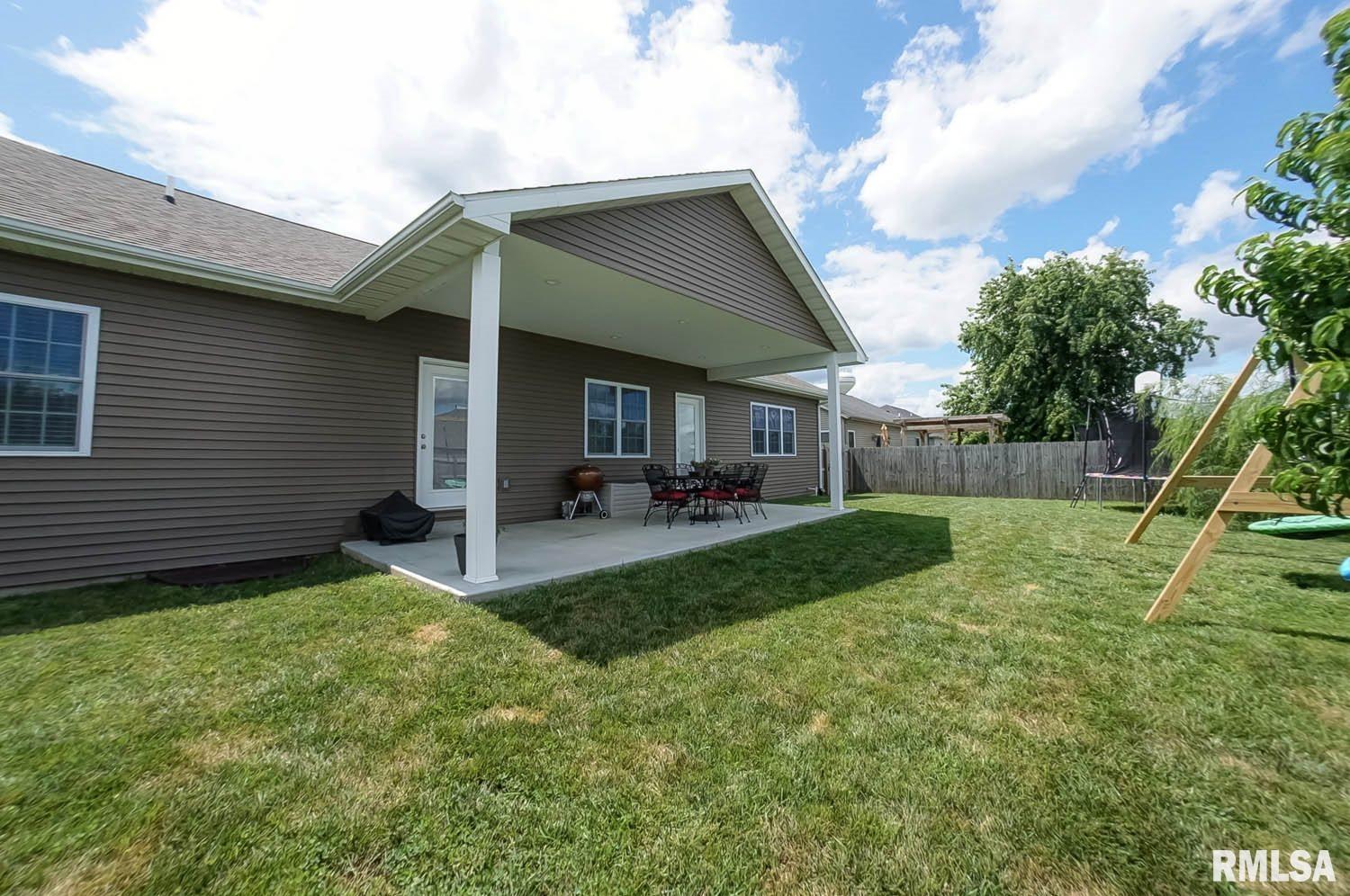 530 Waterwheel Drive Rochester, IL 62563 - Photo 8 of 47