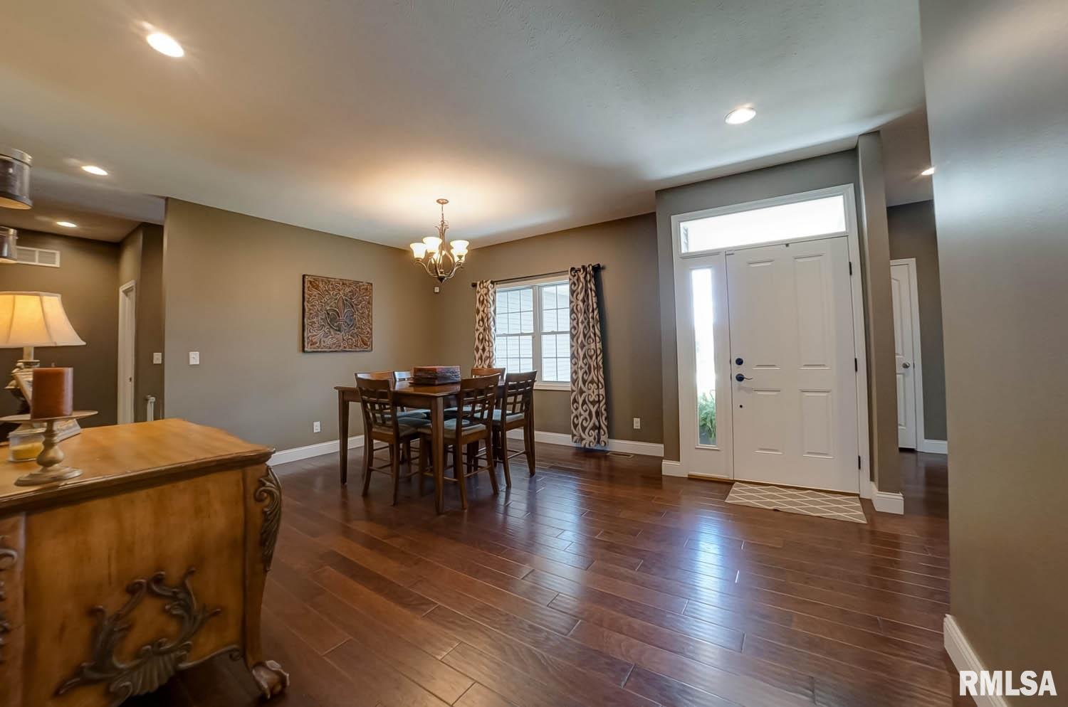 530 Waterwheel Drive Rochester, IL 62563 - Photo 9 of 47