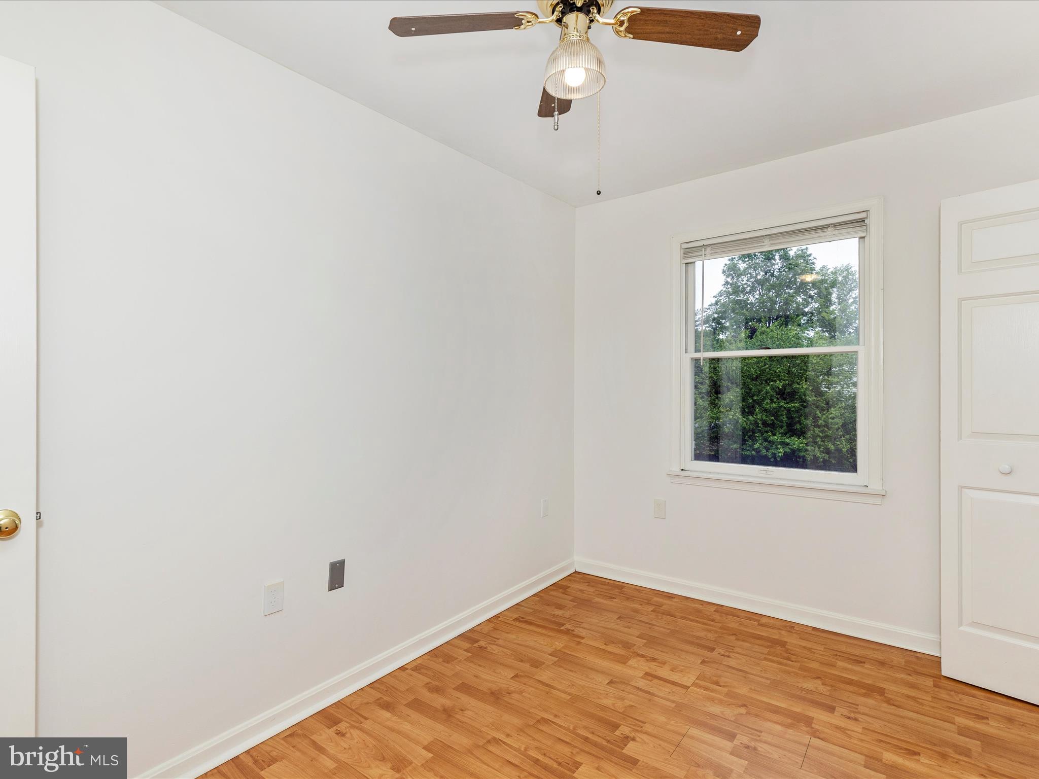 402 Windy Knoll Drive Mount Airy, MD 21771 - Photo 23 of 51 an empty room with a window