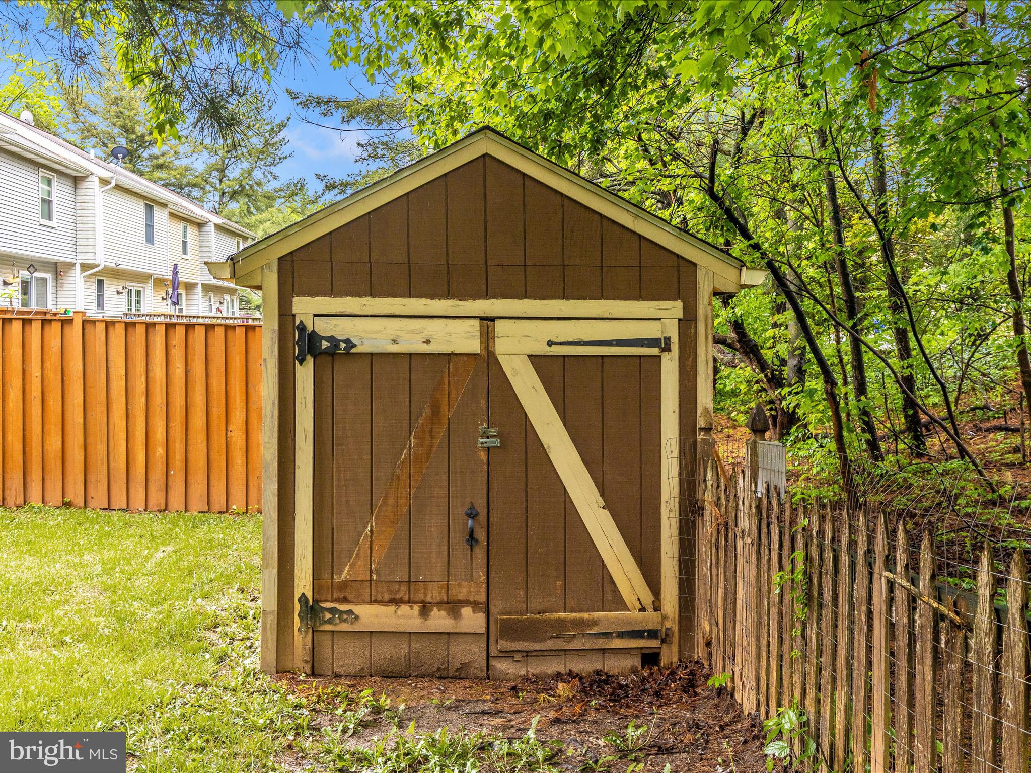 402 Windy Knoll Drive Mount Airy, MD 21771 - Photo 43 of 51 a front view of a house with a yard