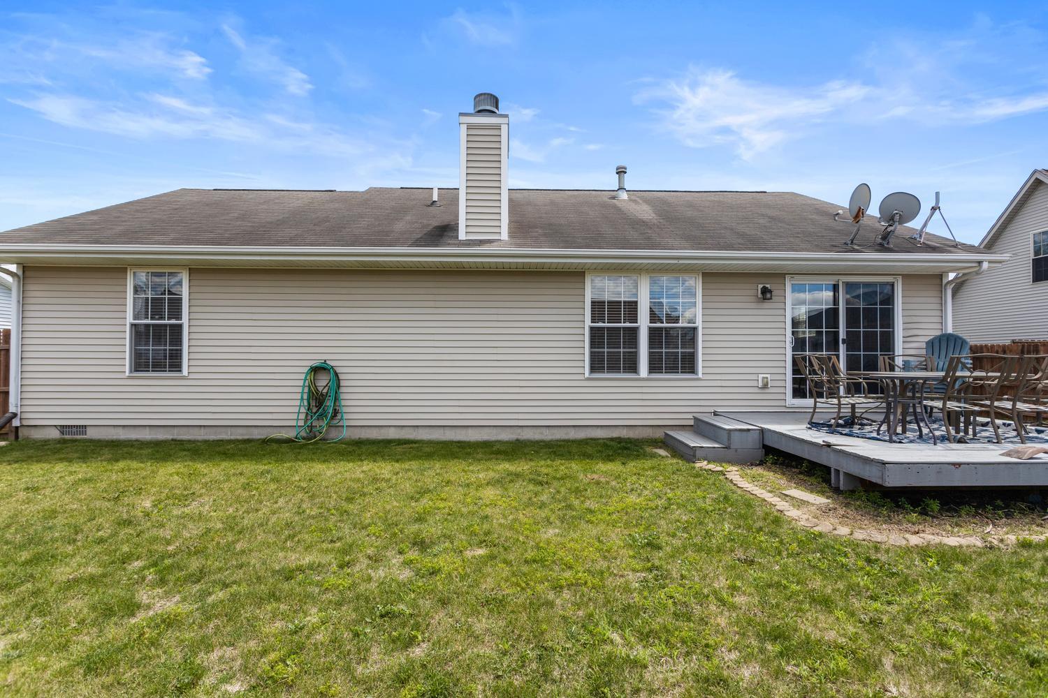 602 Wingstem Drive St. Joseph, IL 61873 - Photo 4 of 24