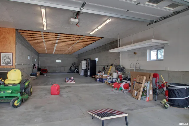 $235,000 | 1715 North 24th Street, Quincy, IL 62301