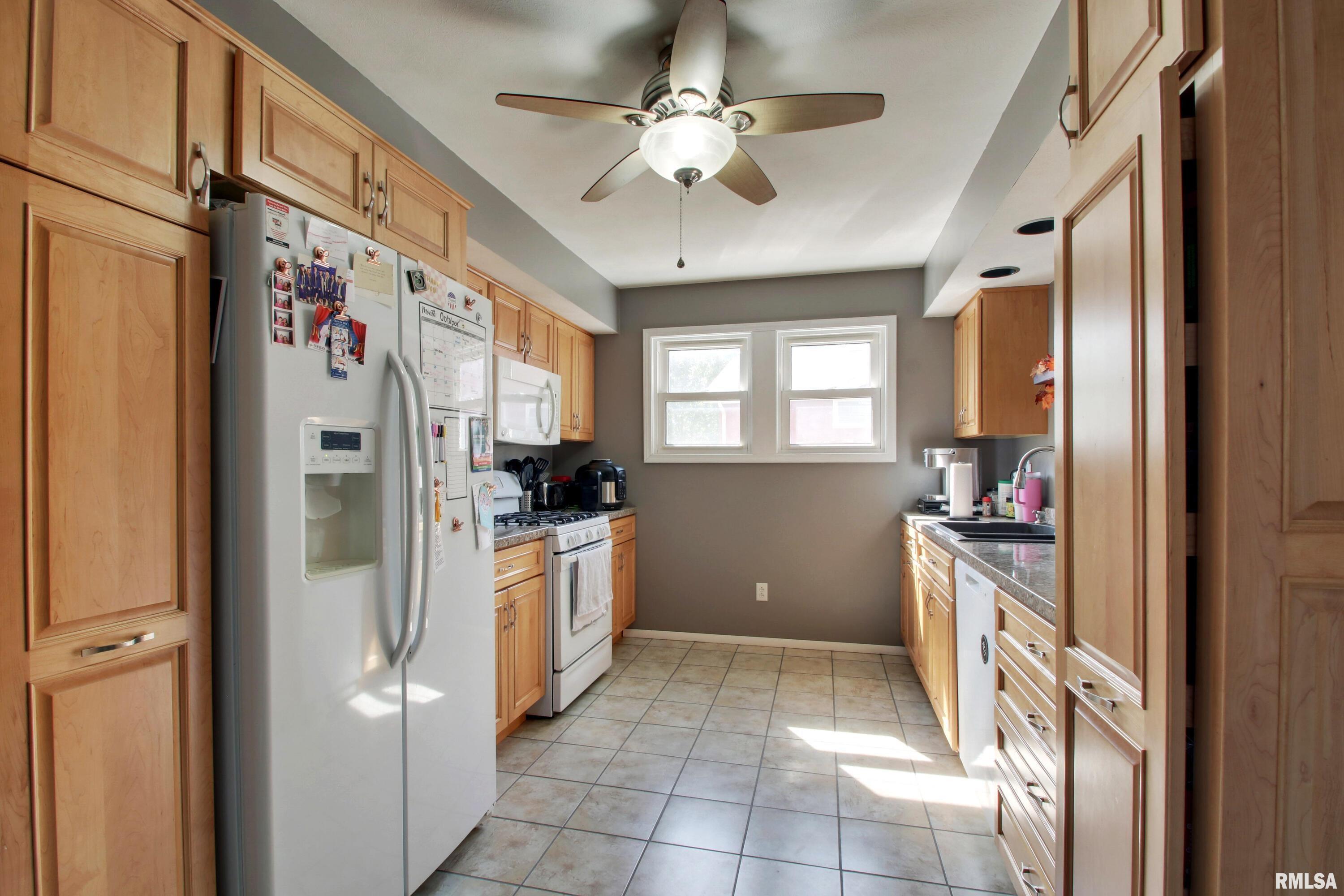 1715 North 24th Street Quincy, IL 62301 - Photo 2 of 26