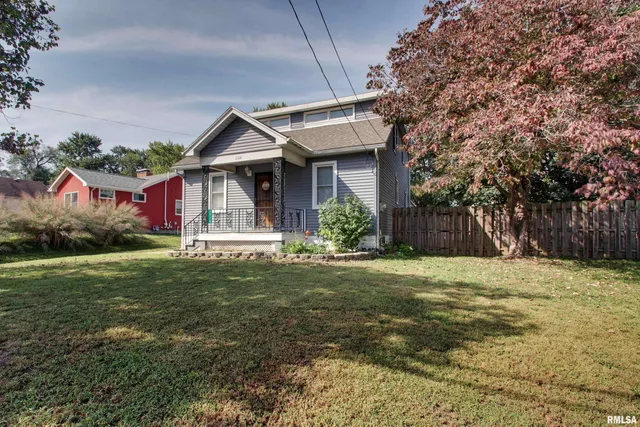 $235,000 | 1715 North 24th Street, Quincy, IL 62301
