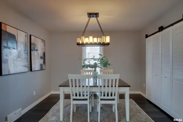 $225,000 | 1715 North 24th Street, Quincy, IL 62301