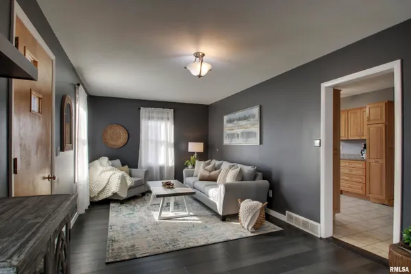 $225,000 | 1715 North 24th Street, Quincy, IL 62301