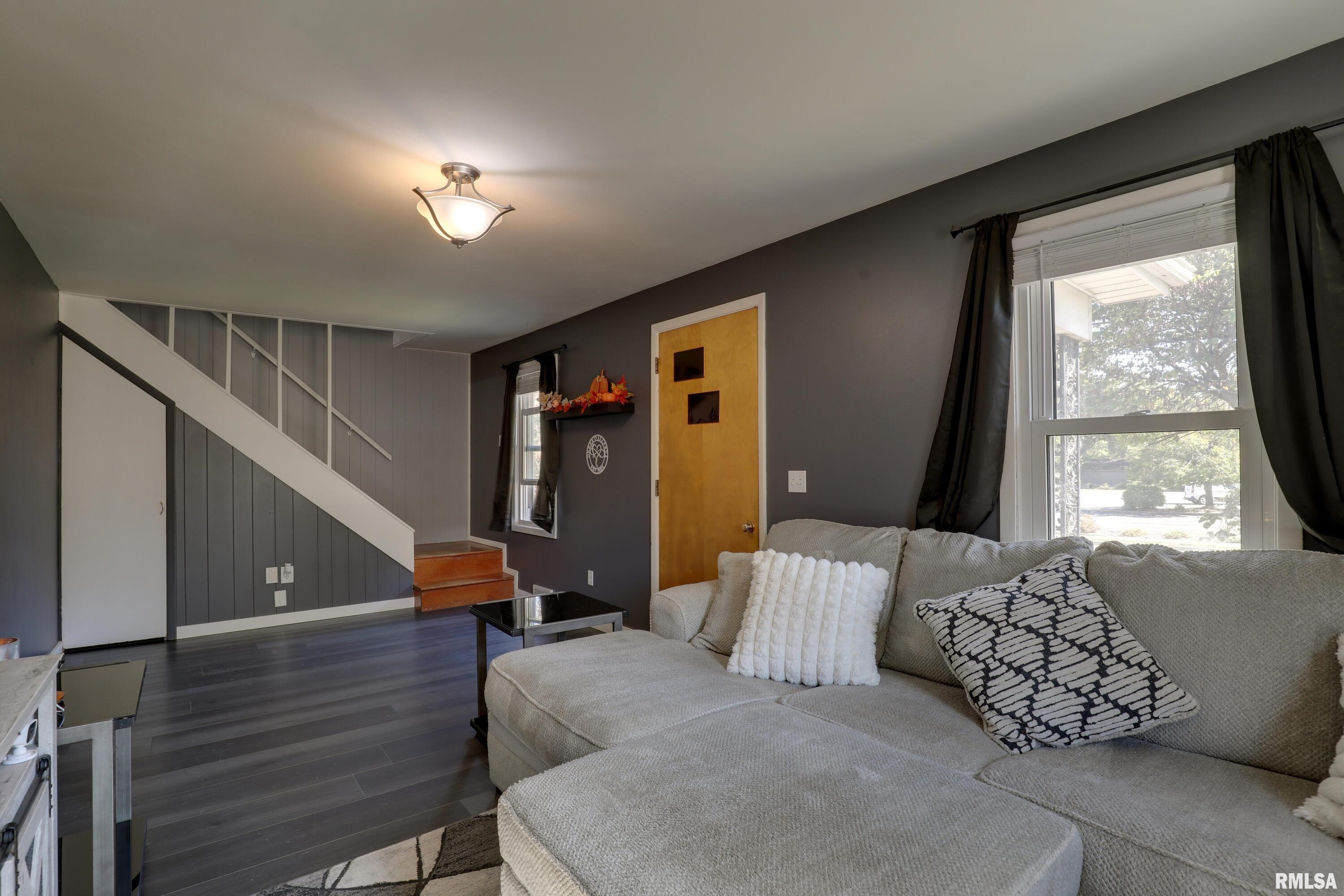 1715 North 24th Street Quincy, IL 62301 - Photo 9 of 26