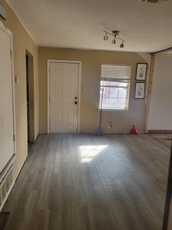 2135 40th Street Southeast Paris, TX 75460 - Photo 2 of 10