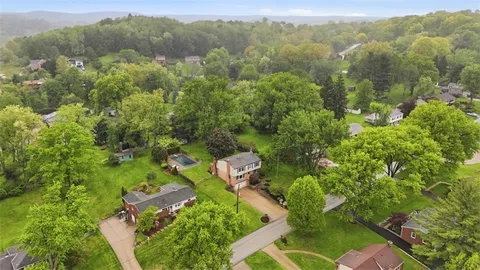 $450,000 | 139 East Edgewood Drive, Canonsburg, PA 15317