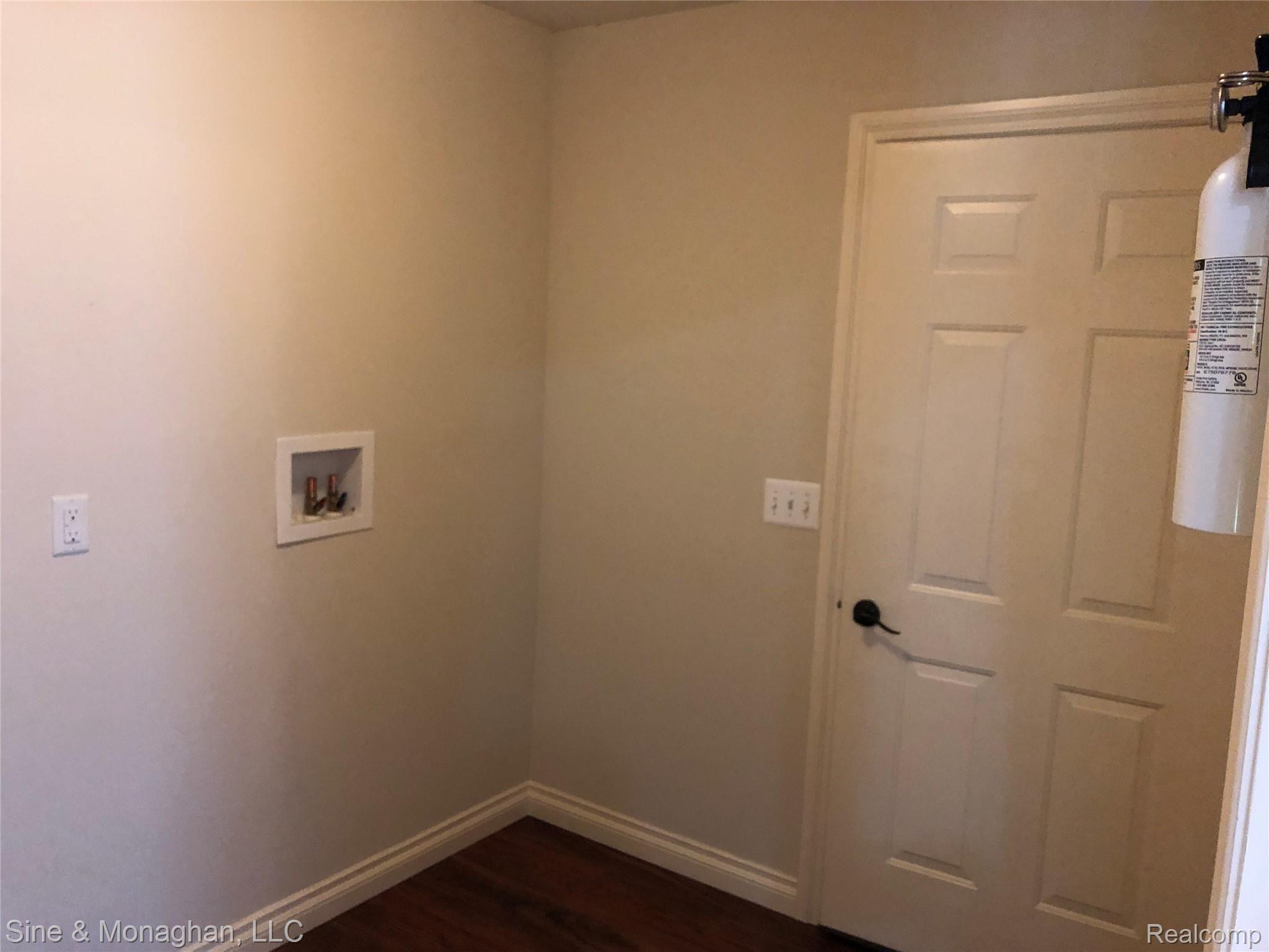 9526 Amy Road Algonac, MI 48001 - Photo 13 of 39 13.JPG