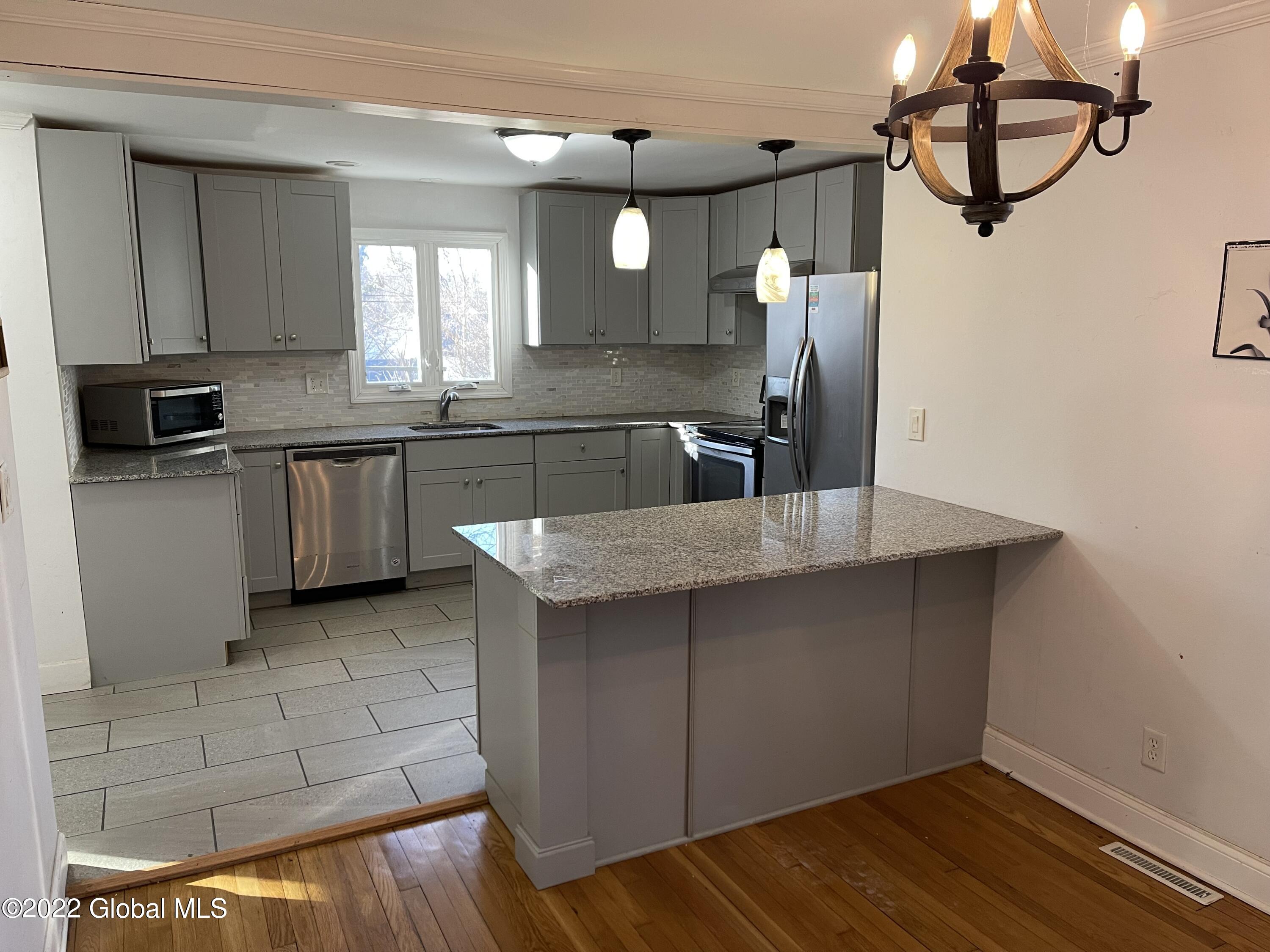 1369 Balltown Road Niskayuna, NY 12309 - Photo 6 of 17 IMG_3666